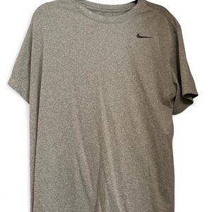 Nike Men's Heather Gray Short Sleeve Tee